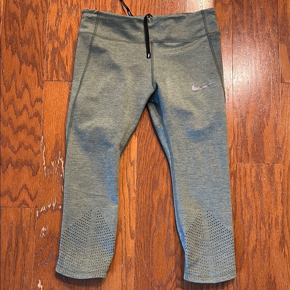 NIKE Leggings Women's Large Green Mid-Rise Epic Lux Pocket Running AV8191-326